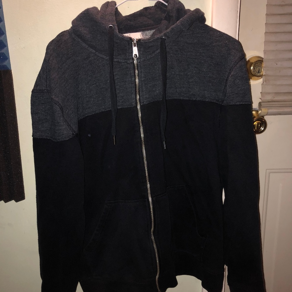 L.O.G.G Zip Up Sweatshirt (L)